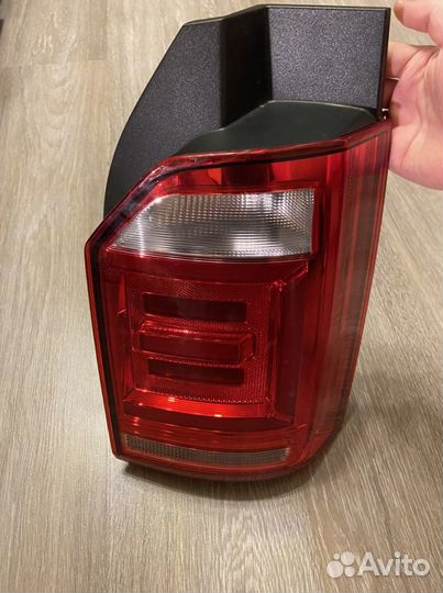 Продается задний правый фонарь