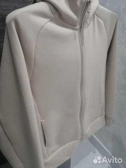 Спортивный костюм uniqlo