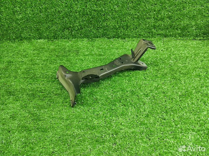 Кронштейн крепления крыла правый Audi S3 8V A3 8V