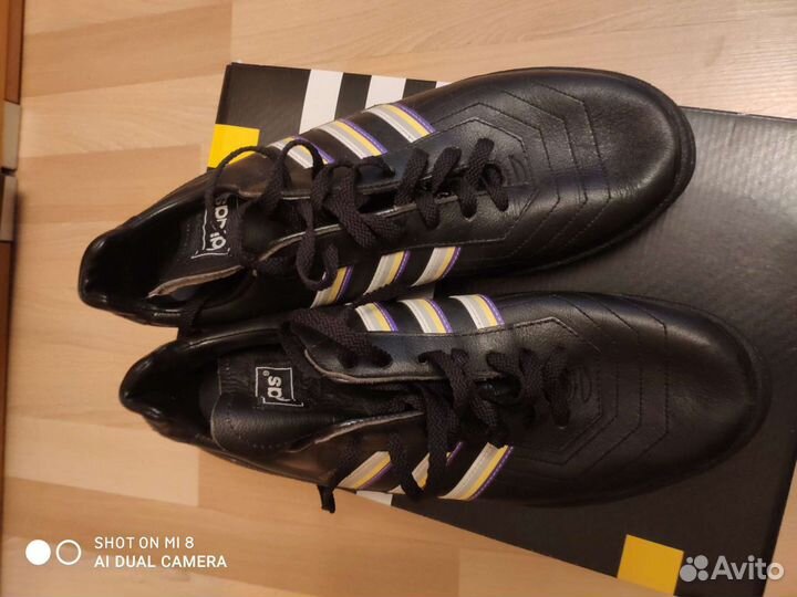 Бутсы футбольные