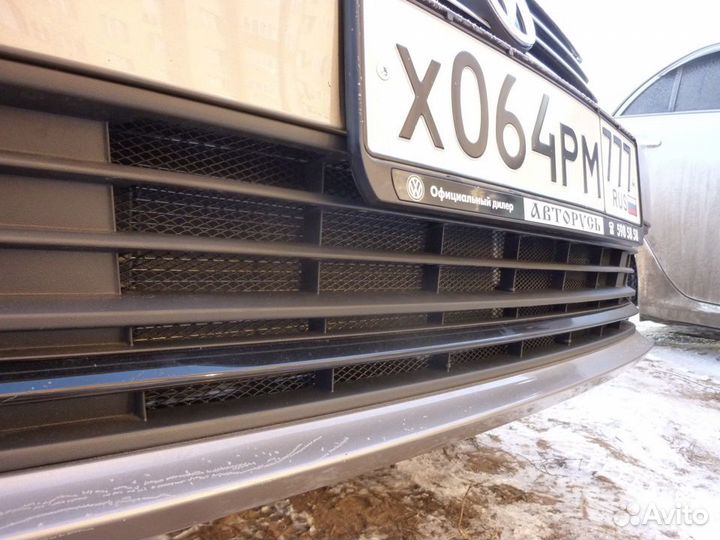 Заглушка оригинал, в бампер Polo Sedan