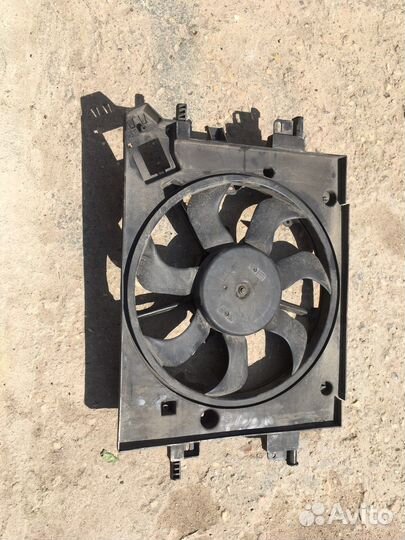 Вентилятор охлаждения радиатора renault