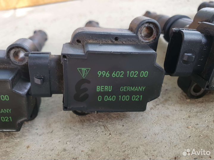 Катушка зажигания M96.22 2,7 L Porsche Boxster 986