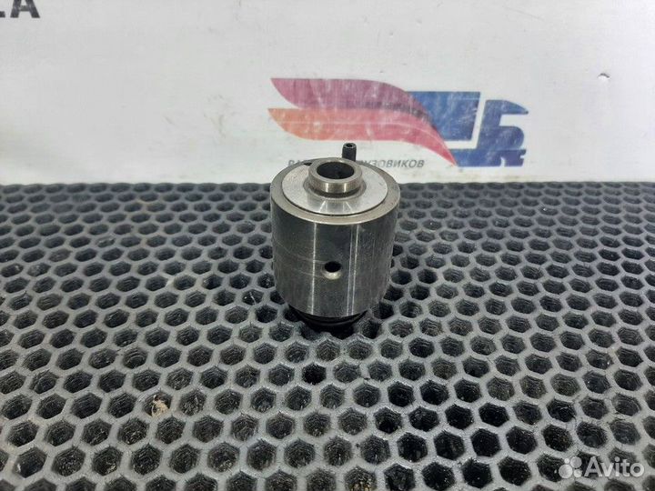 Ось шестерни масляного насоса Man TGS, Man TGX