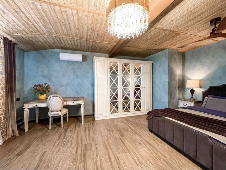 3-к. квартира, 120 м², 11/11 эт.