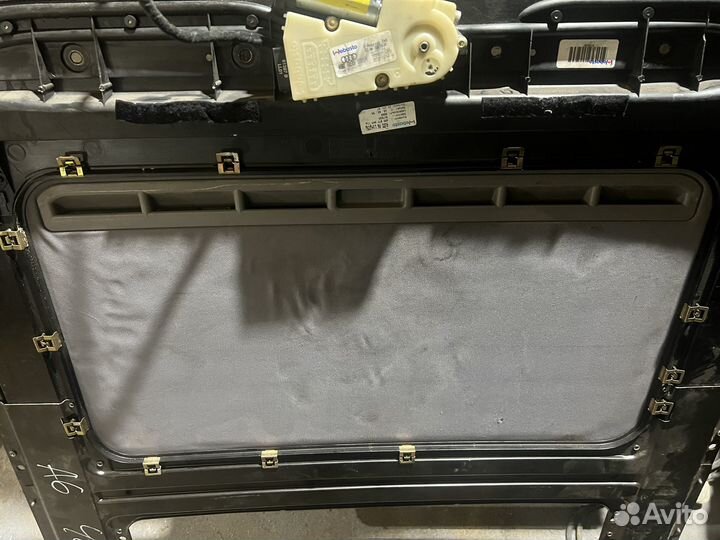 Люк с мотором