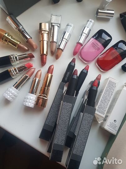 Помада новая