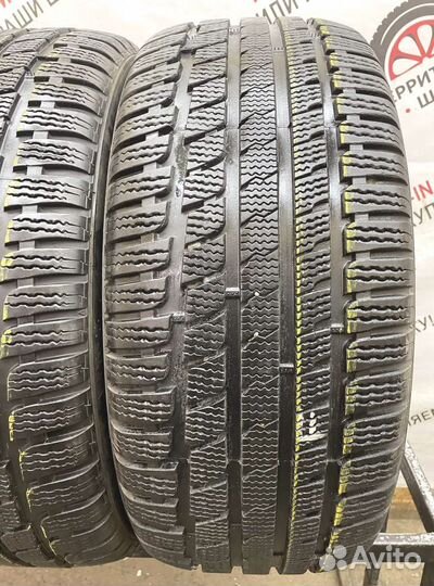 Kumho I'Zen KW31 245/45 R18 98P