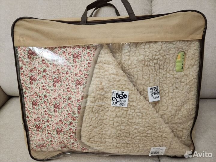 Одеяло из овечьей шерсти