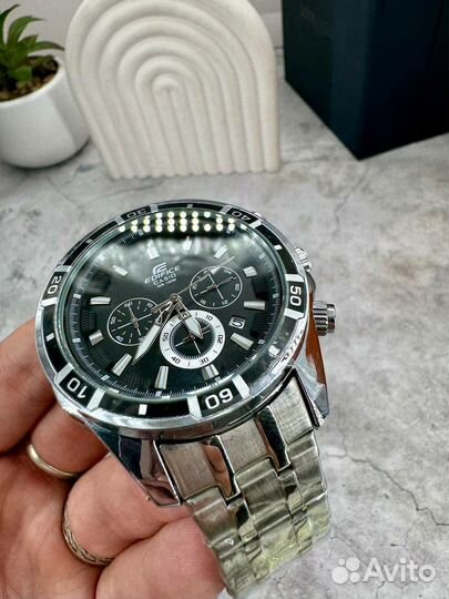 Мужские наручные часы Casio Edifice