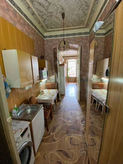 2-к. квартира, 57 м², 2/3 эт.