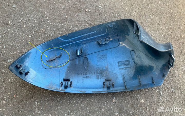 Колпак, крышка зеркала левого Astra J