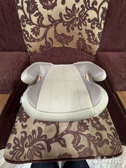 Автокресло бустер