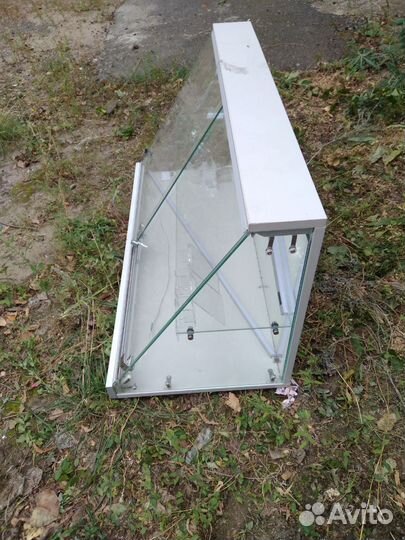 Полка со стеклом