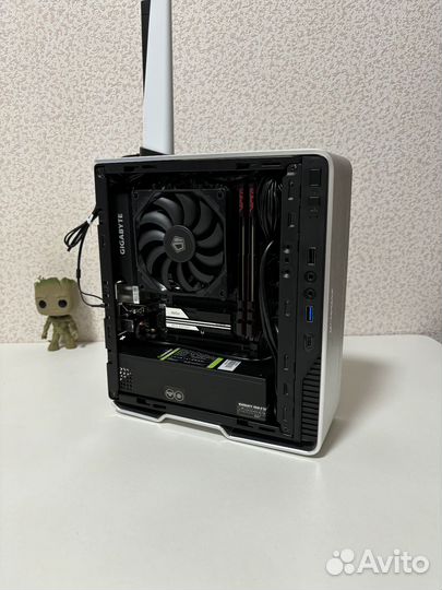 Мини пк Ryzen 5600g/ 16 gb/ssd 500gb/Vega 7