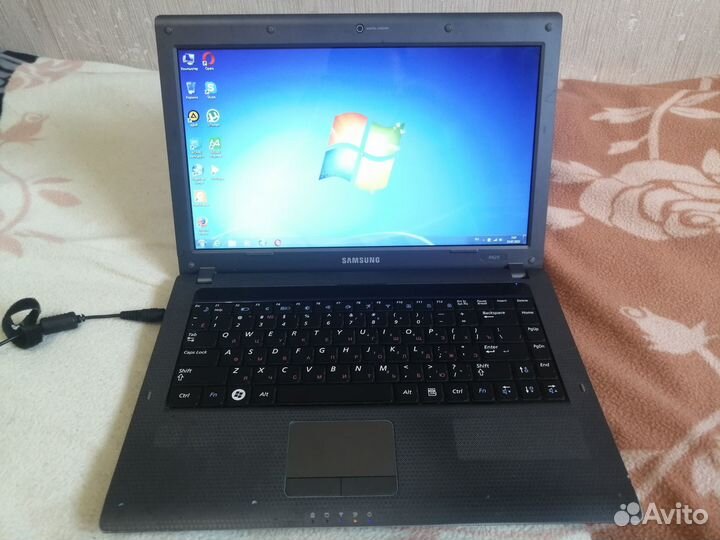 Ноутбук Samsung R425