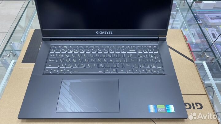 Игровой ноутбук GigaByte G7 MF 2023 (MF-E2KZ213SD)