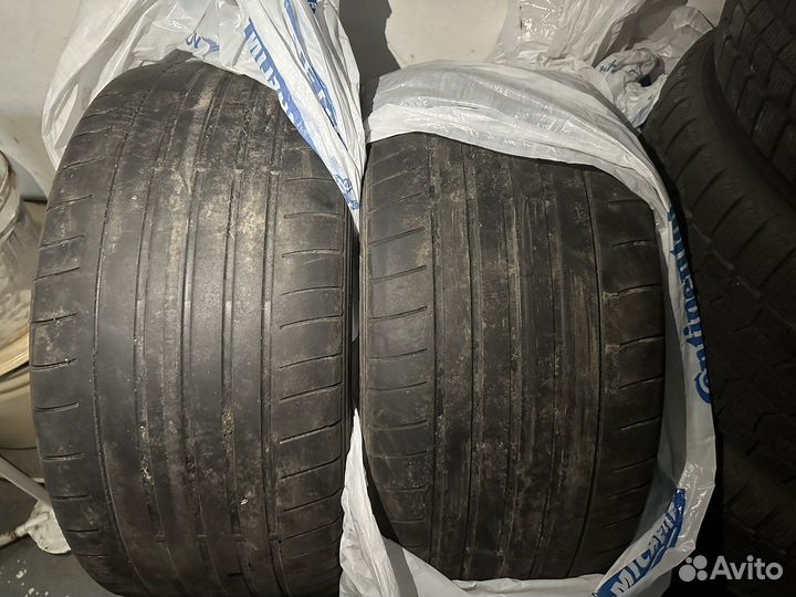 Dunlop SP Sport Maxx GT 245/40 R19 и 275/35 R19