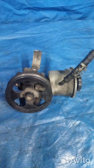 Насос гидроусилителя насос гур Toyota Vitz 1szfe