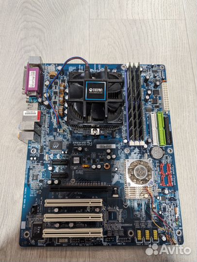 Материнская плата с процессором