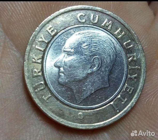 Монеты 1 лира и 25 куруш Турция