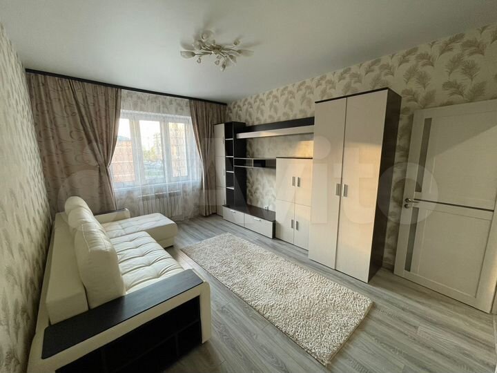 2-к. квартира, 60 м², 3/12 эт.