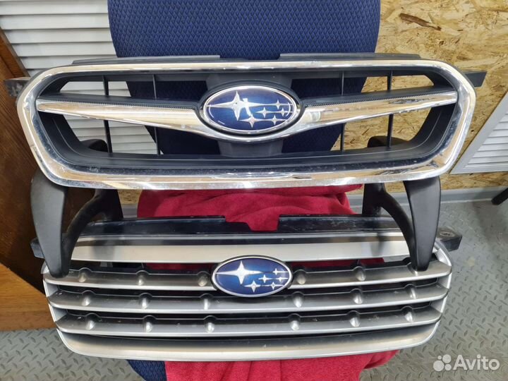Решетка радиатора subaru