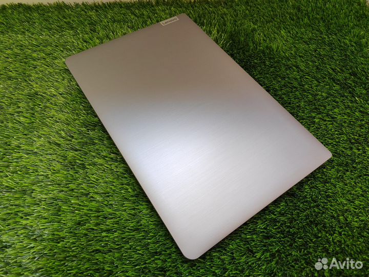 Lenovo Ideapad 3 (i7/8 RAM/SSD/FHD)
