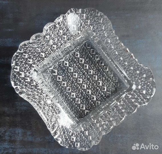 Винтажные вазы. Цветное / Бесцветное стекло