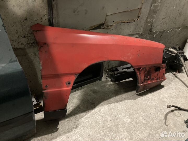 Крыло на ауди 100 С3