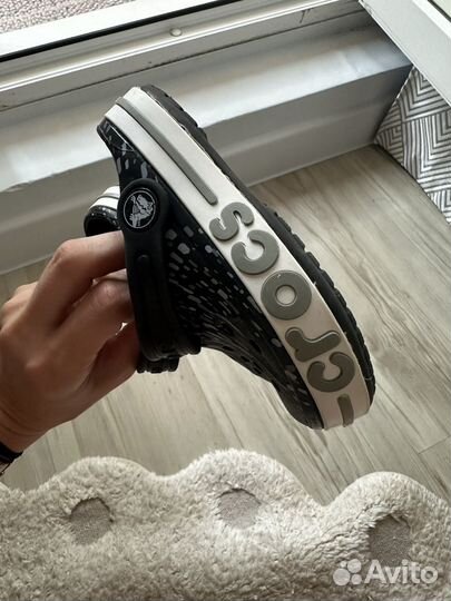 На доставке Сабо crocs c8 оригинал