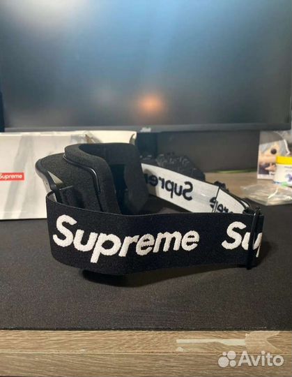 Горнолыжные очки Supreme