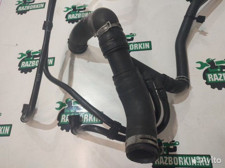 Патрубок охлаждения Land Rover Range Rover Sport