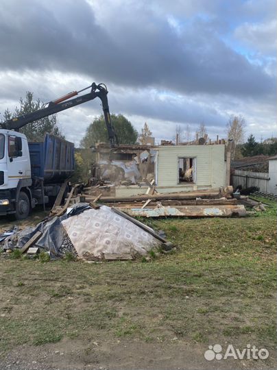 Снос старых домов и построек