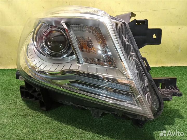 Фара правая LED Haval (Хавал) H9 2015