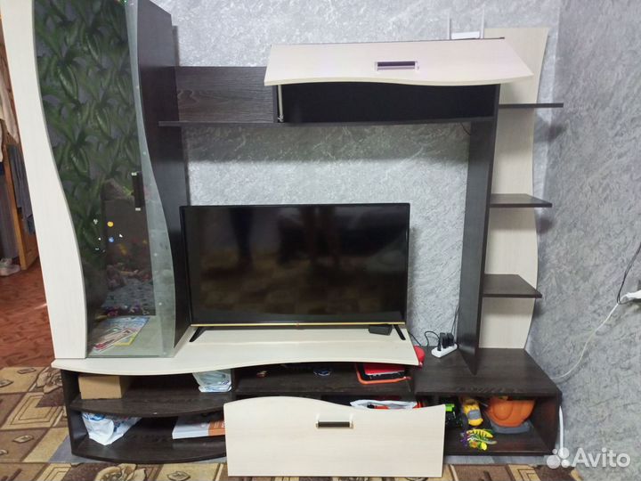 Стенка в гостиную