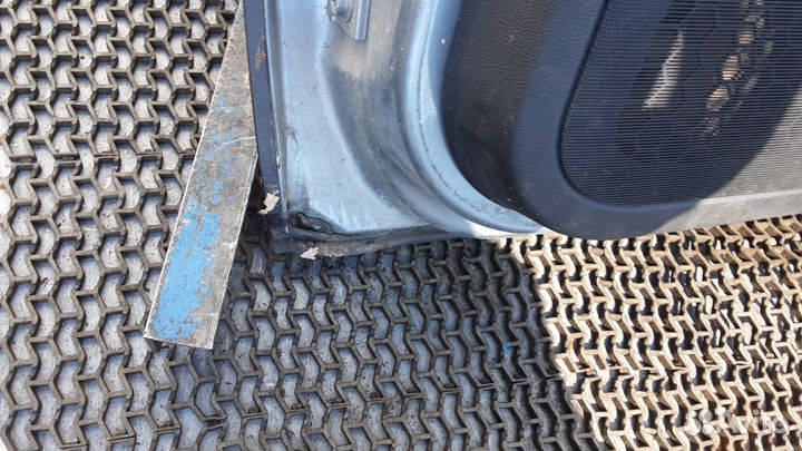 Дверь задняя правая skoda octavia A5 2005