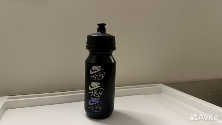 Спортивная бутылка для воды nike