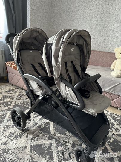 Коляска для двойни погодок Joie Evalite Duo