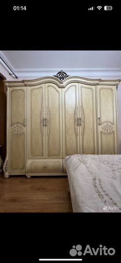 Спальный гарнитур бу