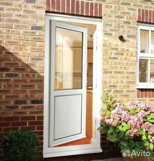 Пластиковые двери / Входная группа