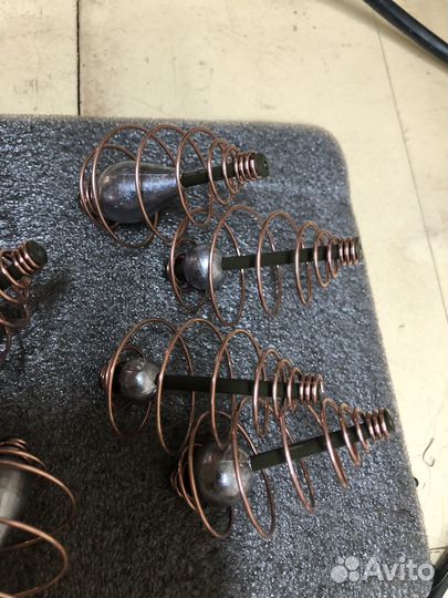 Кормушка пружина