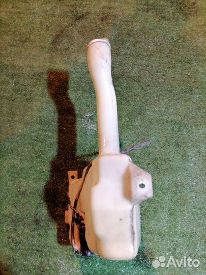 Бачок стеклоомывателя Mitsubishi Galant EA3A