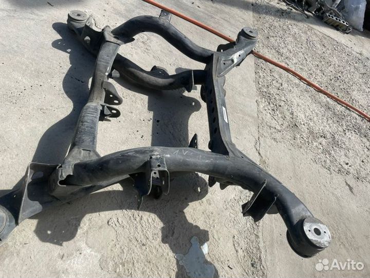 Подрамник задний Volkswagen Touareg 7L дорест