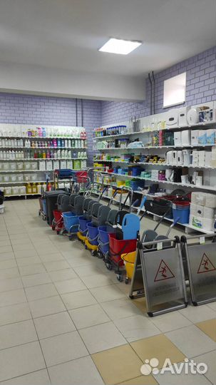 Средства и инвентарь для клининга, мыло, тряпки