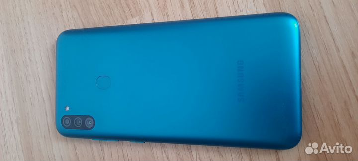 Samsung Galaxy M11, 3/32 ГБ