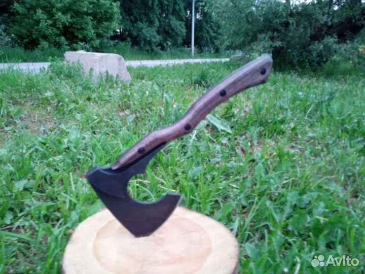 Топор ручной работы