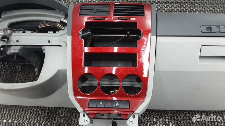 Торпедо Dodge Caliber (PM) I (2006–2012)