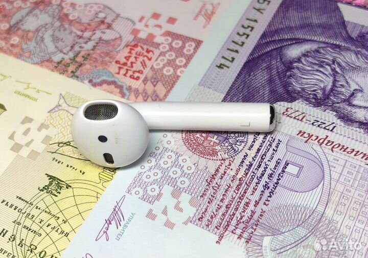 Apple AirPods 2 A2031 наушник Левый (L) б/у