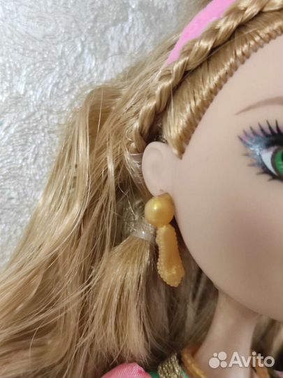 Эшлин Элла Ever After High